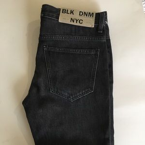BLK NYC straight leg jeans Sz 31/32